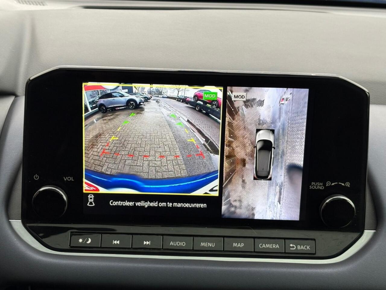 Nissan QASHQAI 1.3 MHEV XTRONIC 158PK TEKNA HALF-LEER NAVI PANO-DAK CAMERA HEAD-UP CARPLAY