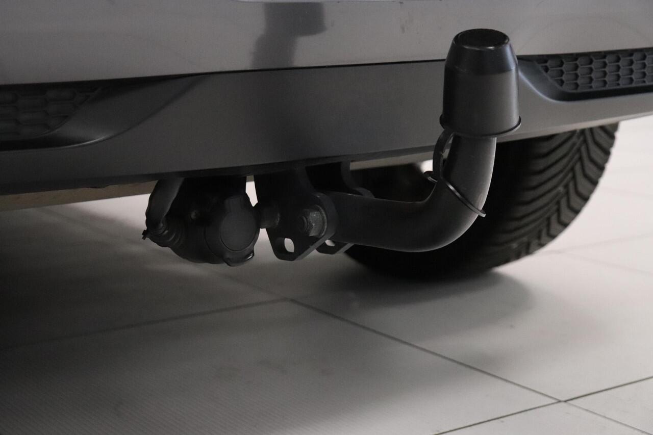 Nissan QASHQAI 1.3 MHEV Xtronic Business Executive | 360 Camera | Leder bekleding | Matrix LED | Panoramadak | Elec Achterklep | Trekhaak |