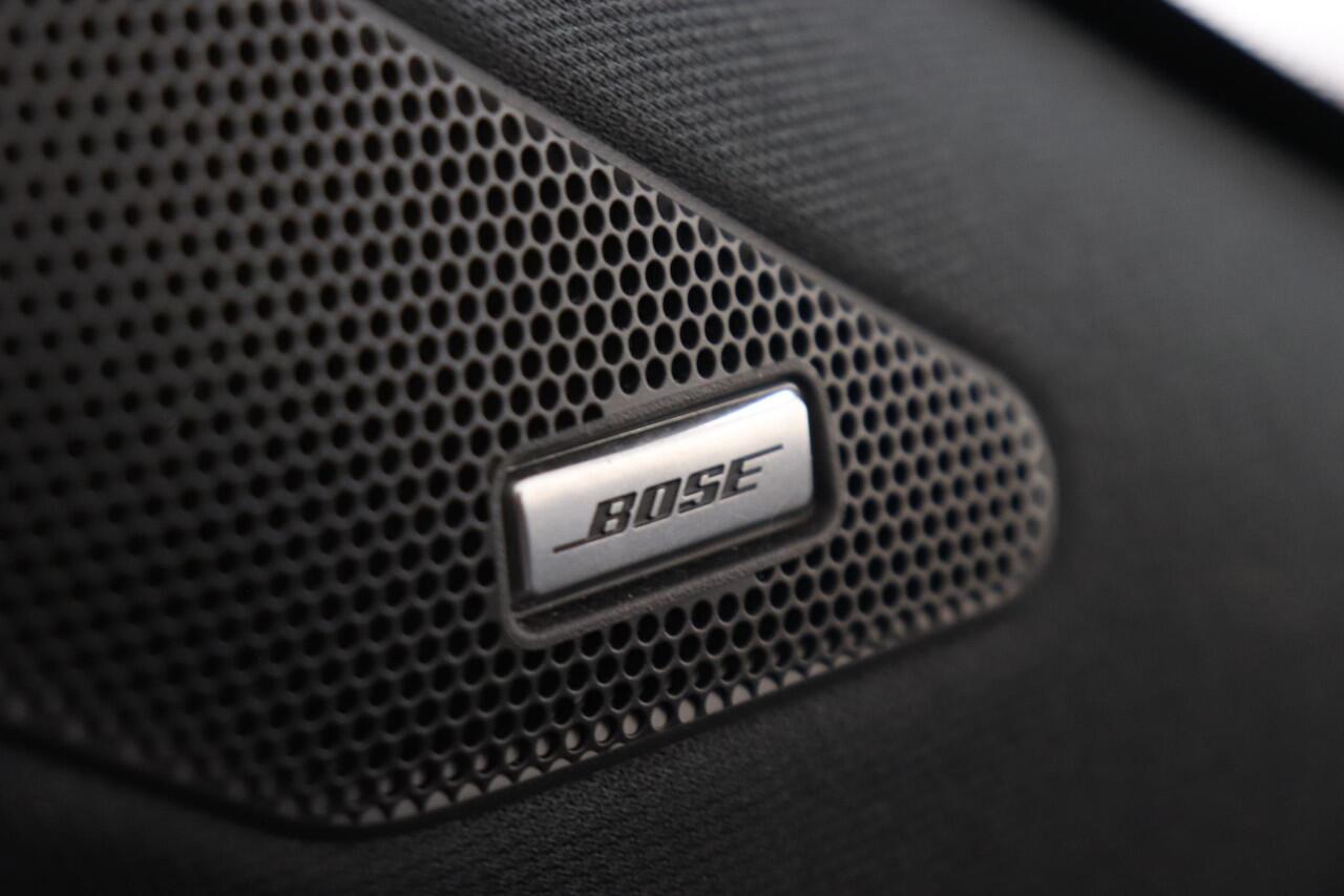 Nissan QASHQAI 1.3 MHEV Xtronic Business Executive | 360 Camera | Leder bekleding | Matrix LED | Panoramadak | Elec Achterklep | Trekhaak |