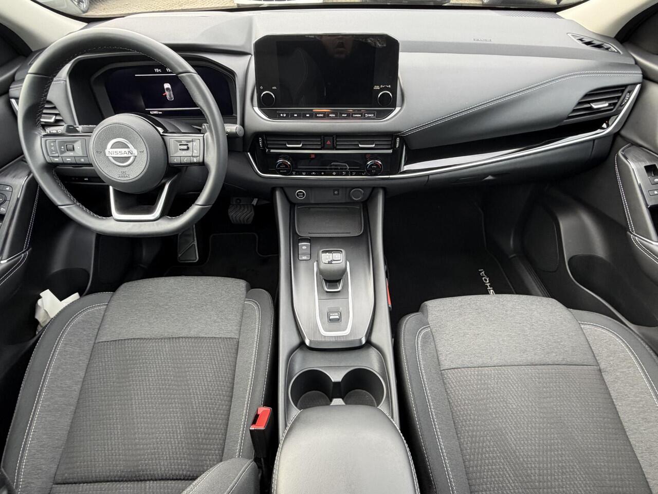 Nissan QASHQAI 1.3 MHEV Xtronic N-Connecta / Apple carplay & Android auto / Panoramadak / Elektrische kofferbak / Cruise control / Climate control / 1800 kg trekken