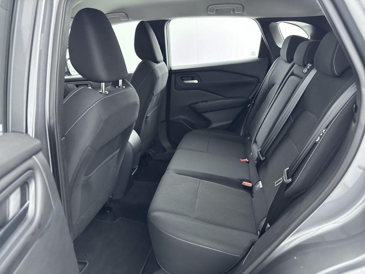 Nissan QASHQAI 1.3 MHEV Xtronic Acenta 158PK | Automaat | Trekhaak 1.800KG | Adaptieve Cruise Control | Stoel- en Stuurverwarming | Apple CarPlay & Android Auto