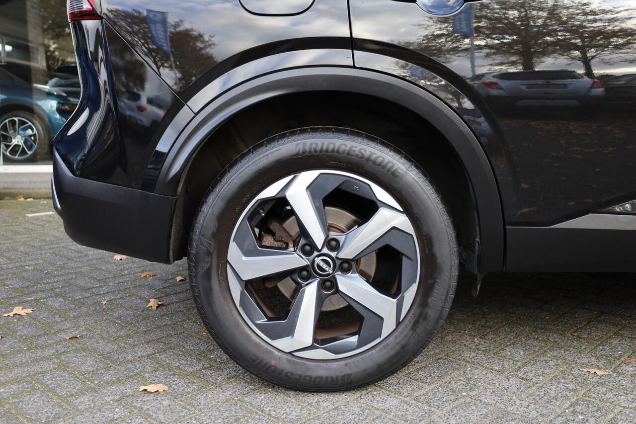 Nissan QASHQAI 1.3 MHEV Xtronic N-Connecta TREKHAAK 360-CAMERA 12.3"DISPLAY! CARPLAY DAB RUIT/STUUR/STOELVERW. CRUISE 2xPDC NAVI CLIMA 18"LMV