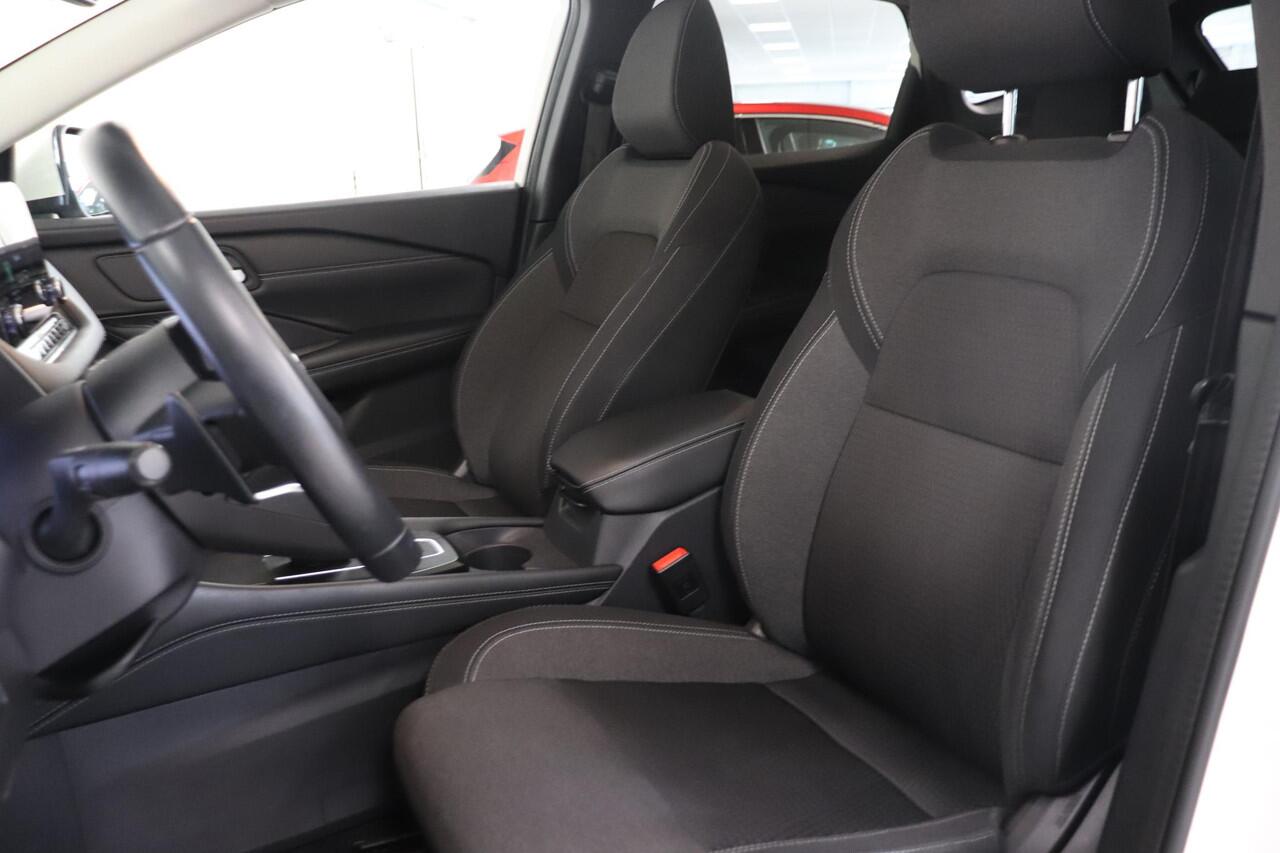 Nissan QASHQAI 1.3 MHEV Xtronic N-Connecta | 360° camera | Panoramadak | Elektr. achterklep | Adaptieve cruise control | Navigatie | Full LED koplampen |