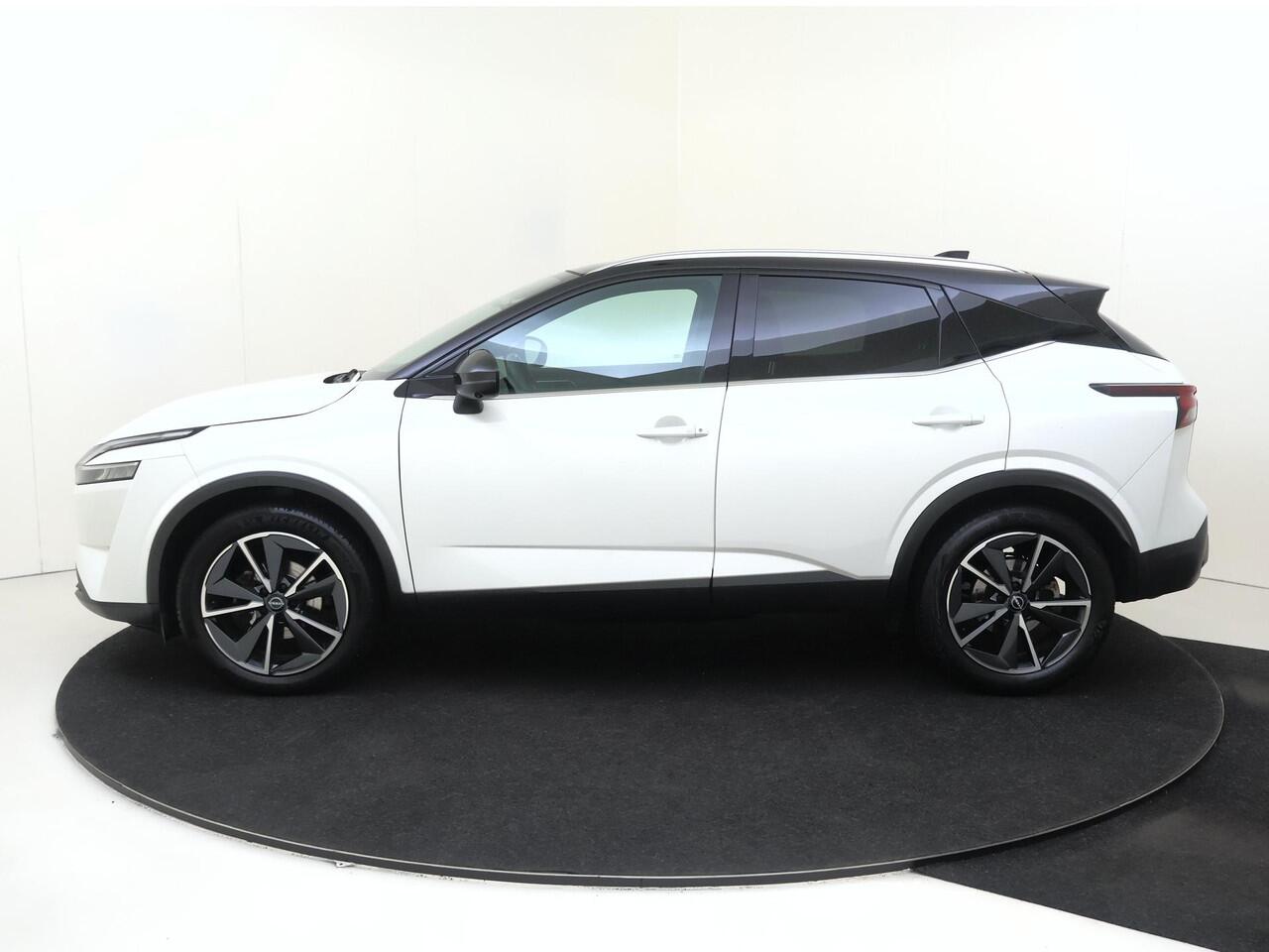 Nissan QASHQAI 1.3 MHEV Xtronic Tekna Trekhaak Cold pack zwart dak