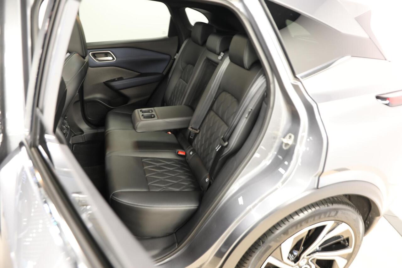 Nissan QASHQAI 1.3 MHEV Xtronic Tekna Plus | Massage | Head-Up | Pano