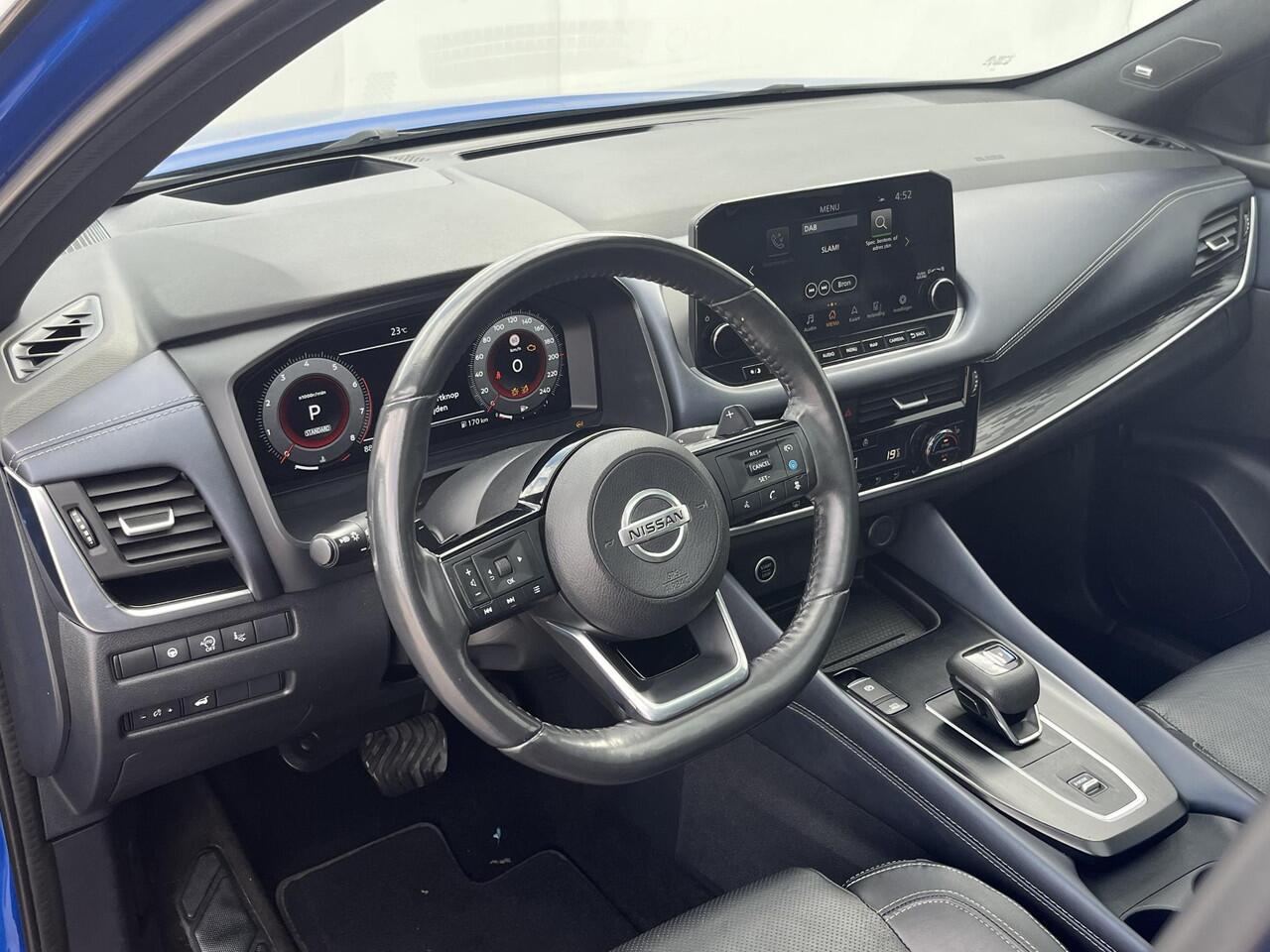 Nissan QASHQAI 1.3 MHEV Xtronic Tekna Plus Automaat / Cold pack / Panoramadak / HUD / Stuur-, Stoel en voorruitverwarming / Rondomzicht camera / Voorstoelen met massage / Elektrische achterklep / Adaptief CC / Apple Carplay Android Auto /