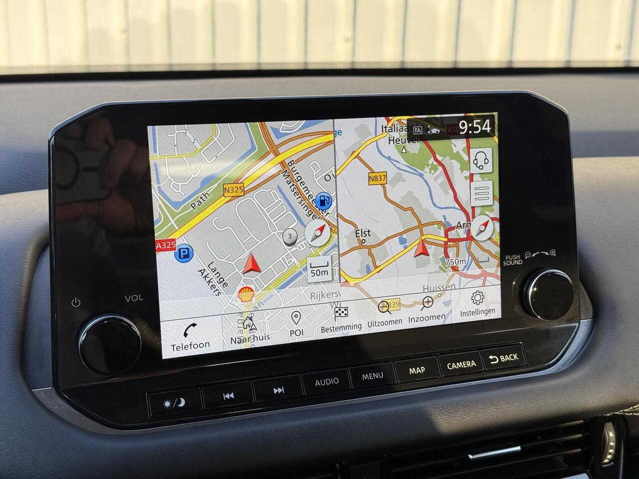 Nissan QASHQAI 1.3 MHEV Xtronic N-Connecta / Trekhaak 1800 KG / 360 Camera / Stoel/Stuurverwarming / Voorruitverwarming / Navigatie / Dual-Zone Climate Control / Adaptive Cruise Control / Keyless /