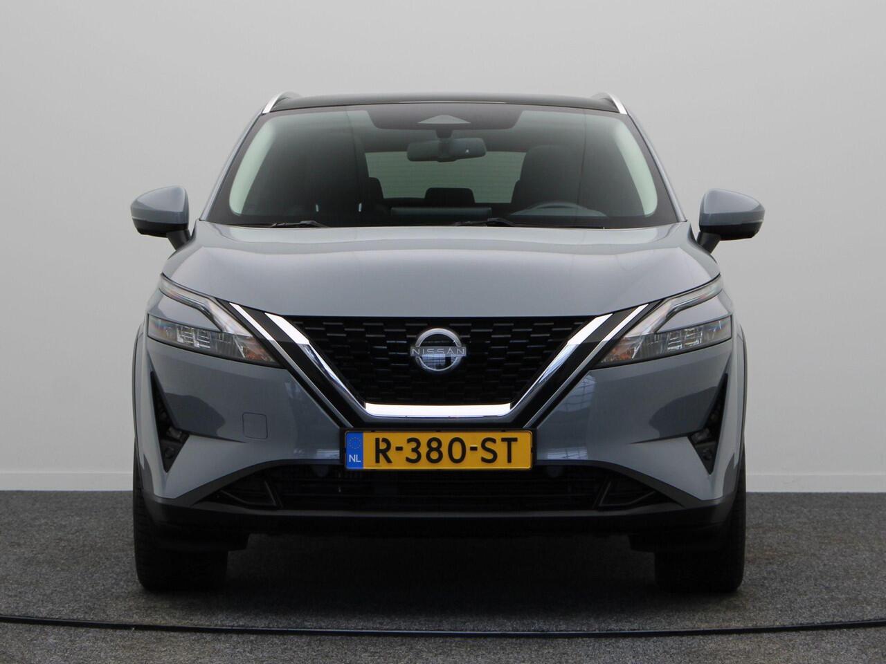 Nissan QASHQAI 140pk MHEV N-Connecta | Panoramadak | Rondomzicht camera | Trekhaak | Apple Carplay & Android Auto |