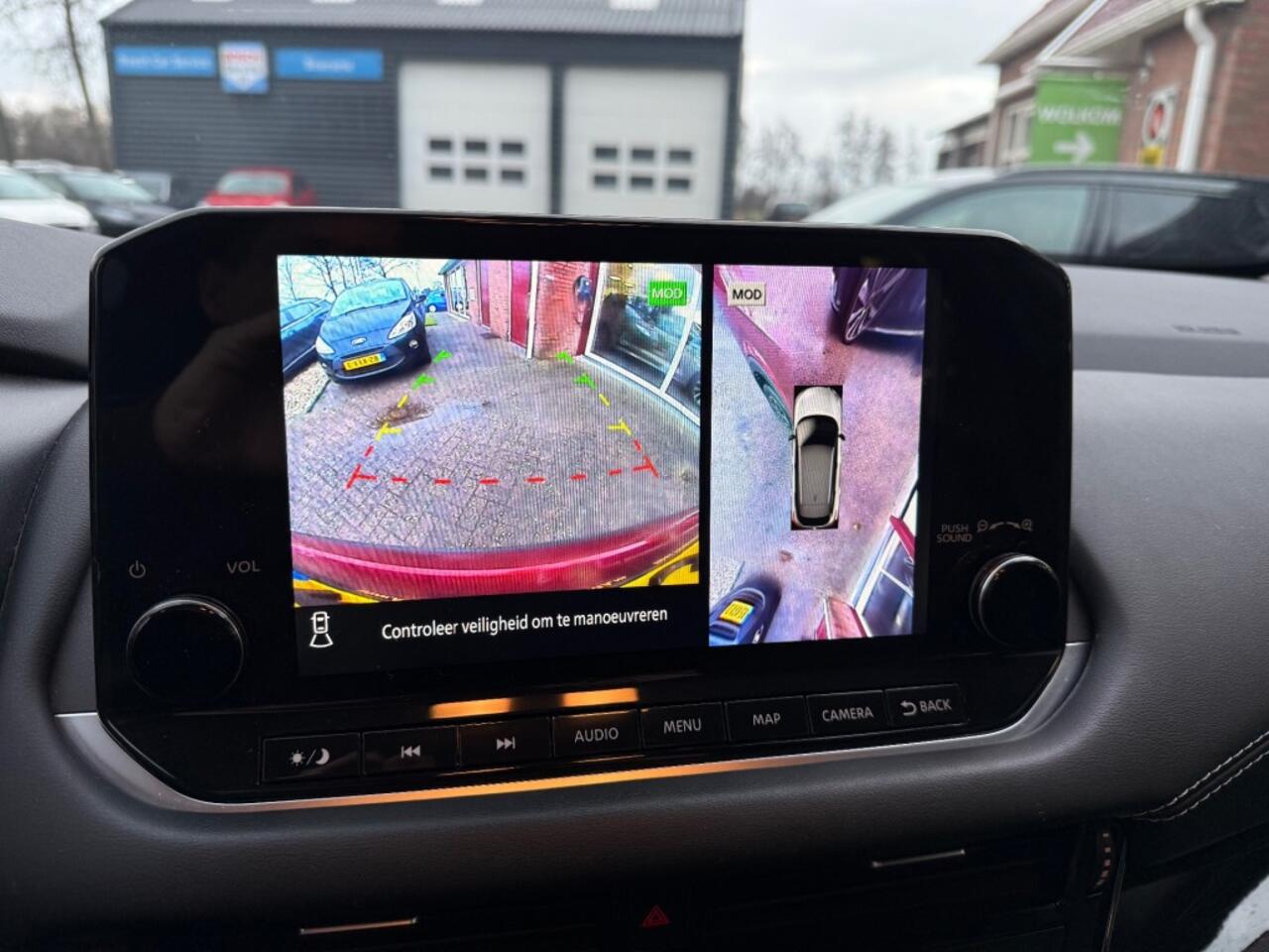 Nissan QASHQAI 1.3 MHEV X N-CONNECT AUTOMAAT 34.282 KM! TREKHAAK/AIRCO/CRUISE/ENZ.