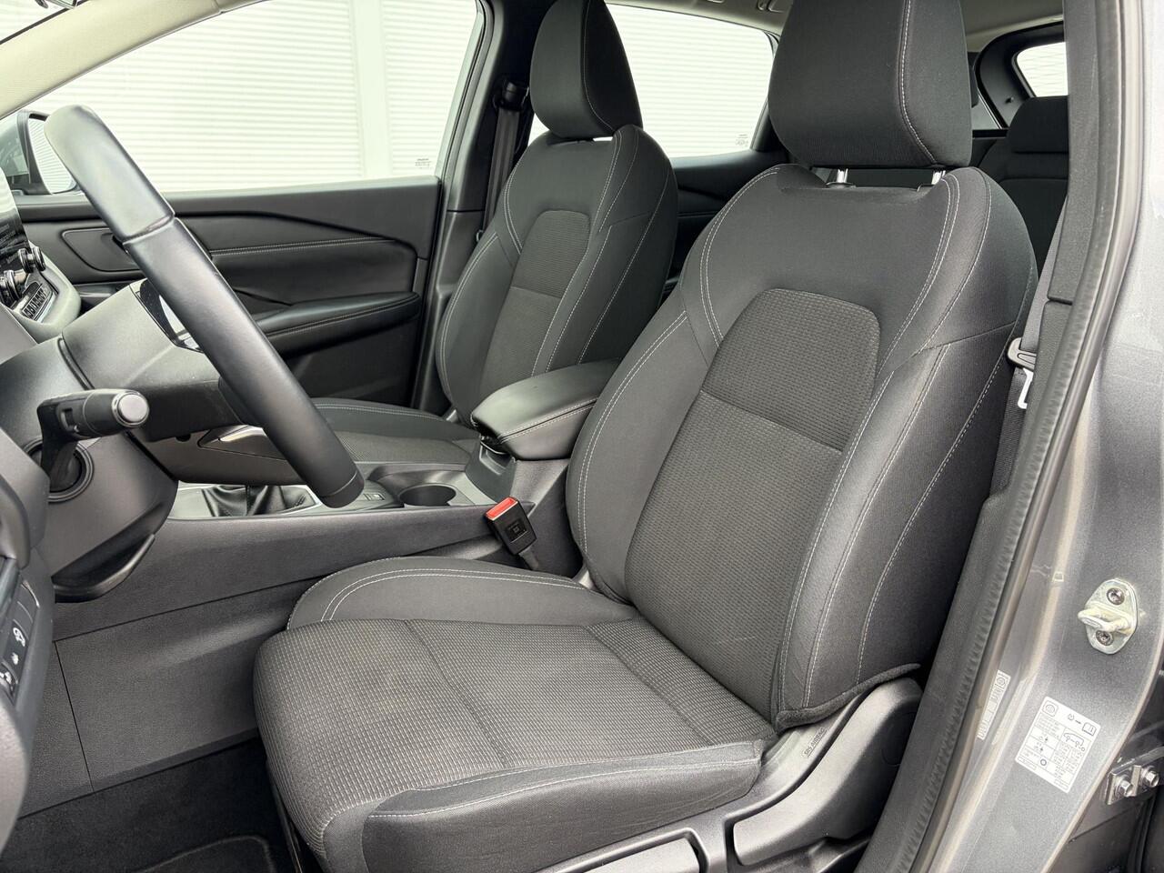 Nissan QASHQAI 1.3 MHEV Acenta / Airco (automatisch) / Apple Carplay/Android Auto / Lichtmetalen velgen 17" /