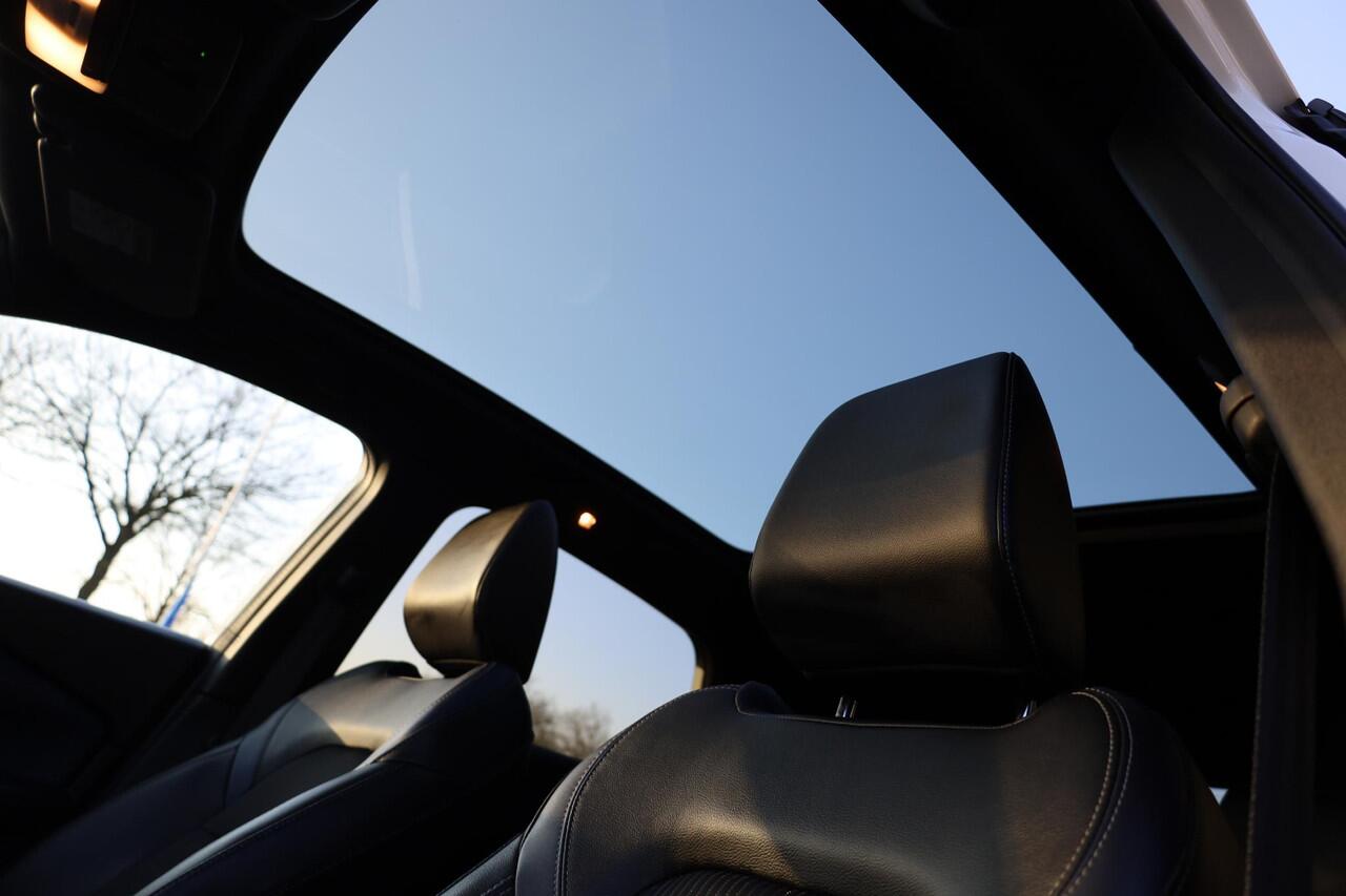 Nissan QASHQAI 1.3 MHEV Tekna PANO TREKHAAK CARPLAY HUD 19"LMV ACC HALFLEER DAB ELEK.ACHTERKLEP 2xPDC ZWARTE-HEMEL NAVI NAP ENZ!!