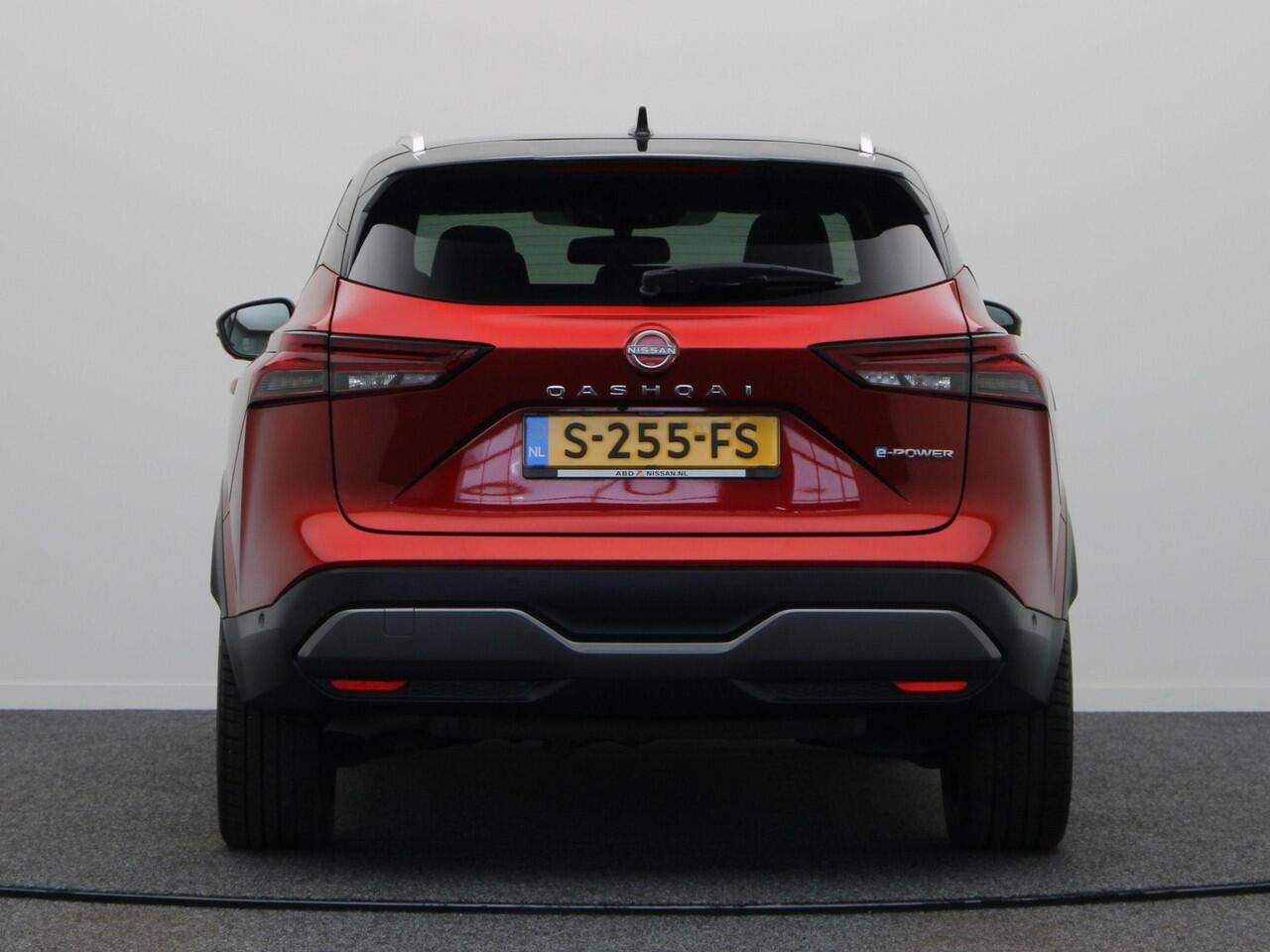 Nissan QASHQAI 1.5 e-Power Tekna Plus | Stoelverwarming | Elektrisch verstelbare voorstoelen | Elektrische Achterklep | Bose Audio | All Season Banden |