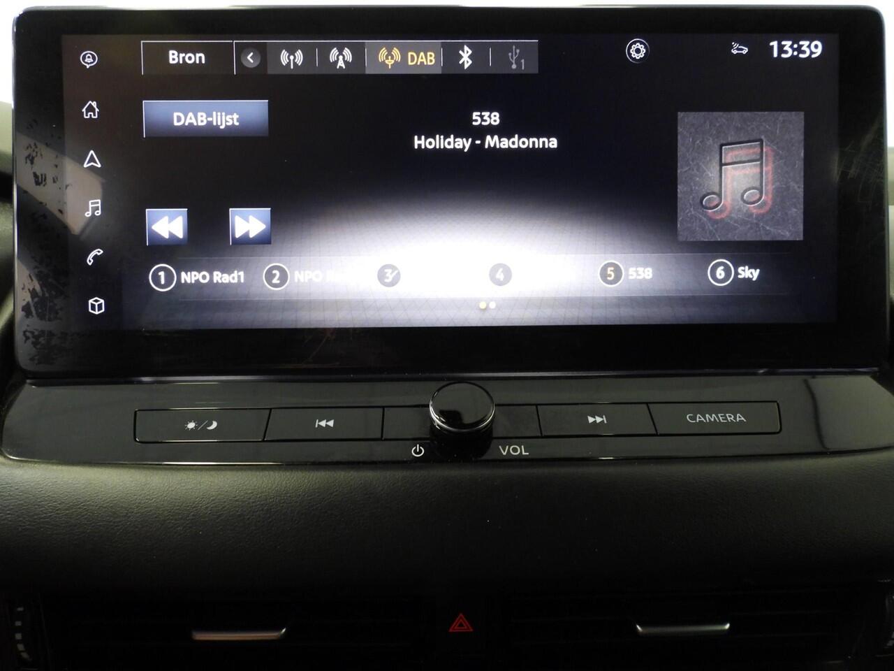 Nissan QASHQAI 1.3 MHEV Acenta NAVI/360CAM/CLIMA/LED/17"LMV!