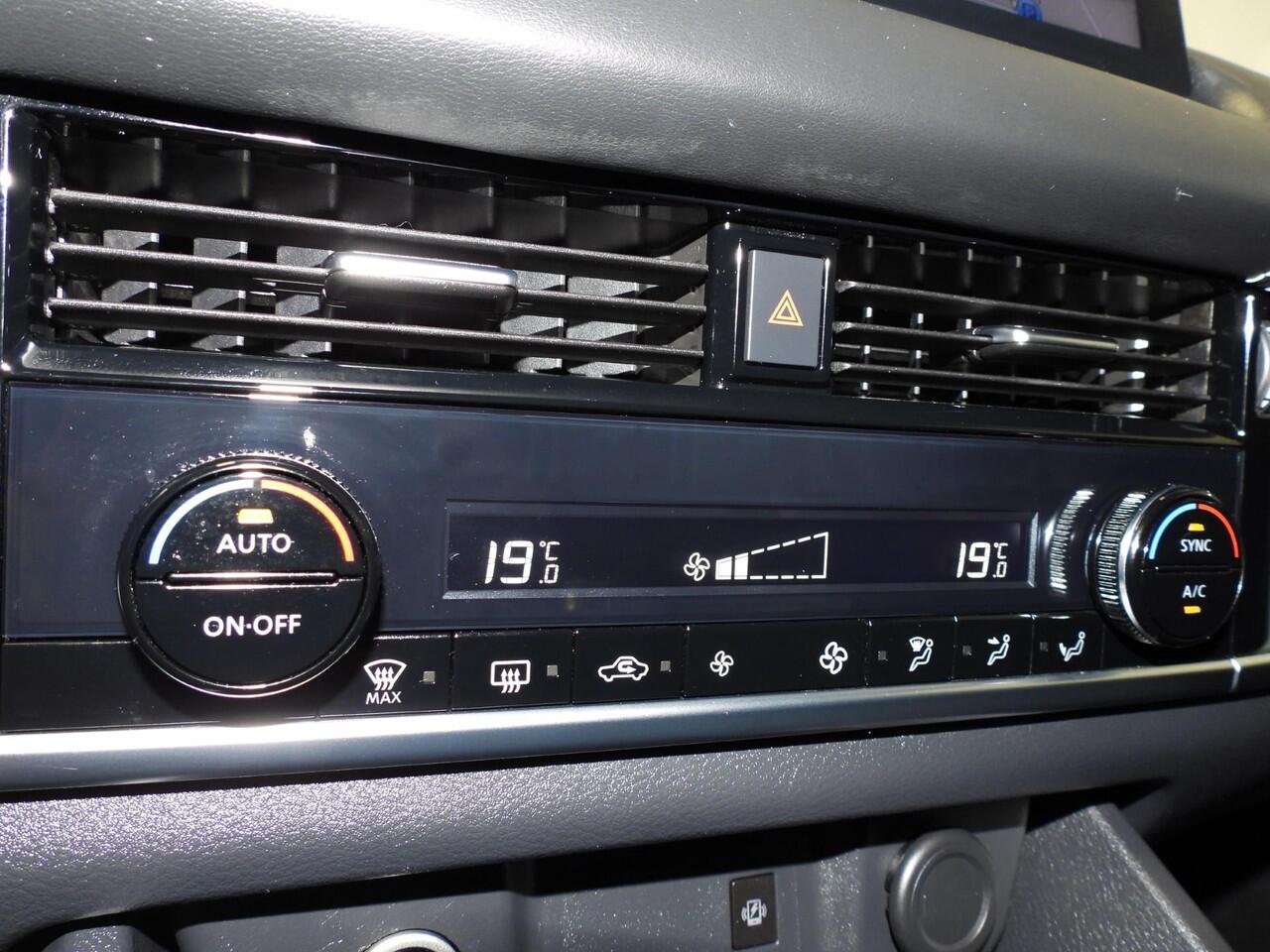 Nissan QASHQAI 1.3 MHEV Acenta NAVI/360CAM/CLIMA/LED/17"LMV!