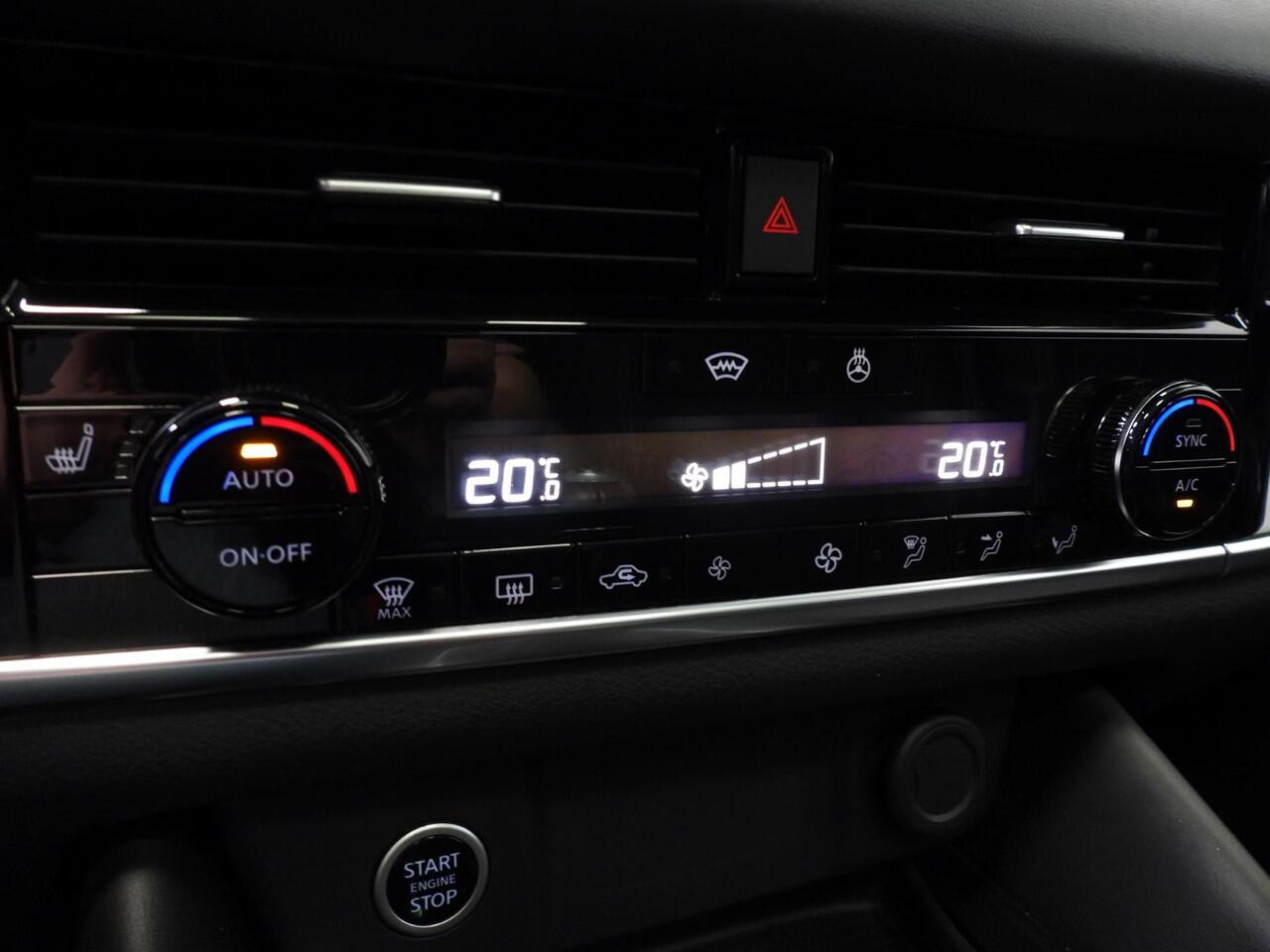 Nissan QASHQAI 1.3 MHEV N-Connecta Design NAVI/360CAM/PANODAK/LED/18"LMV!