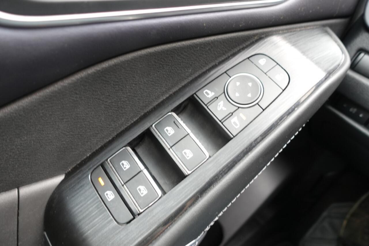 Nissan QASHQAI 1.3 MHEV N-Tekna + Panorama Veel Opties M Hybrid (1400 kg trekken)