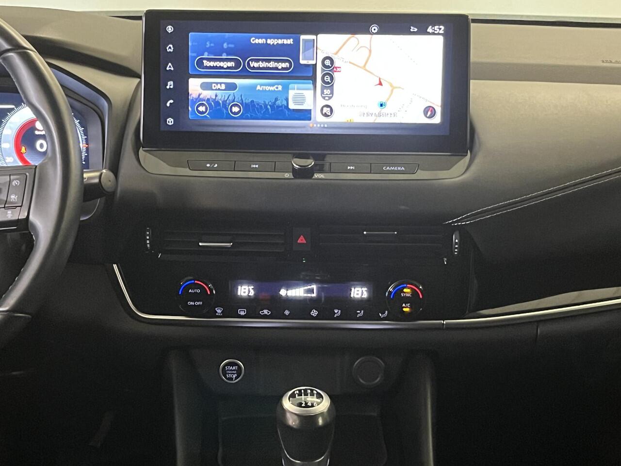 Nissan QASHQAI 1.3 MHEV N-Connecta | Panoramadak | Navigatie | 360º Camera |