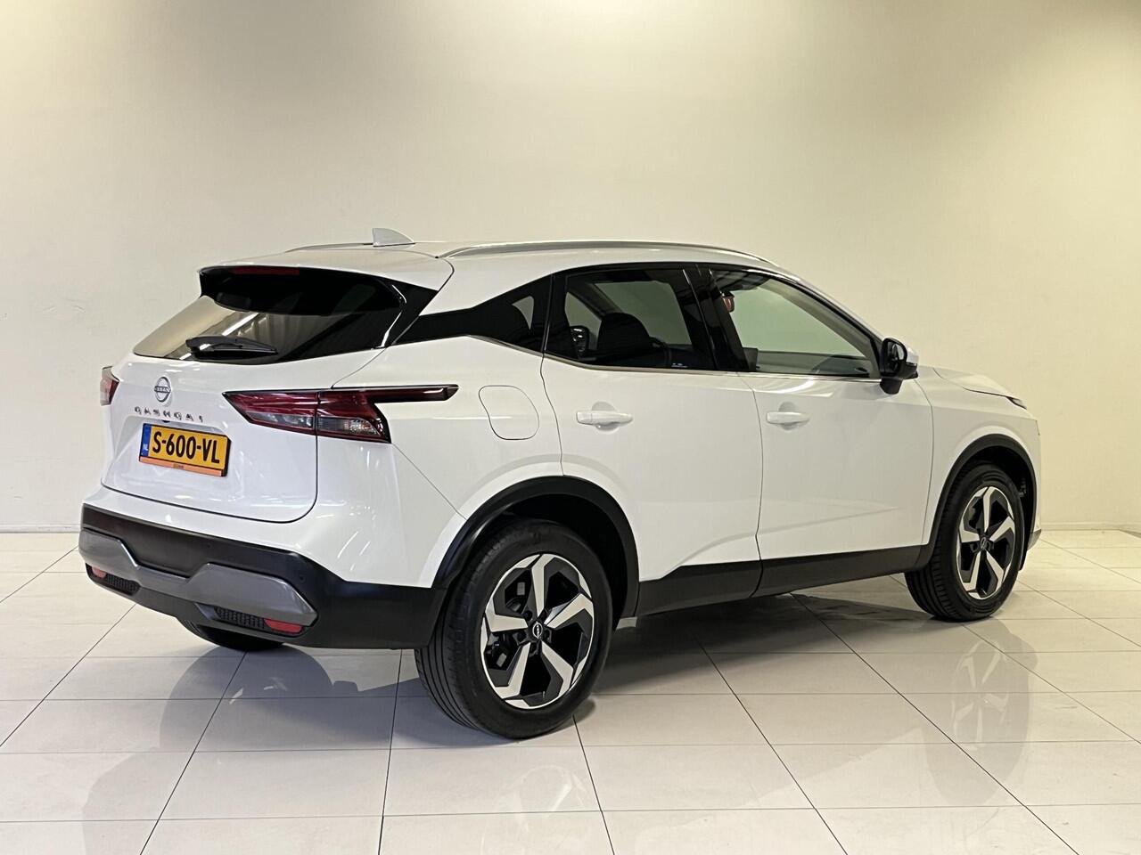 Nissan QASHQAI 1.3 MHEV N-Connecta | Panoramadak | Navigatie | 360º Camera |