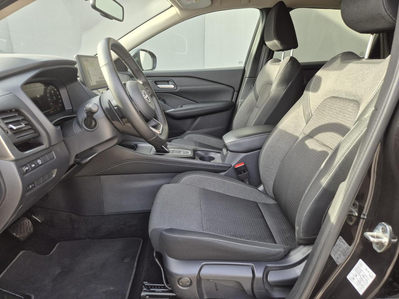 Nissan QASHQAI 1.3 MHEV Xtronic N-Connecta Automaat / Cold Pack / Trekgewicht 1800 kg / Rondomzicht camera / Adaptief CC / Stuur-, Stoel en Voorruit verwarming / Apple Carplay Android Auto / Draadloze telefoon opladen /r