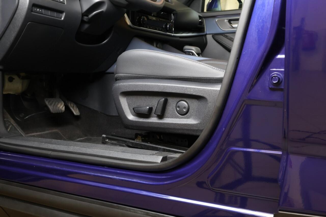 Nissan QASHQAI 1.3 MHEV 158 Xtronic Business Premium - Trekhaak - Pano - Dodehoek