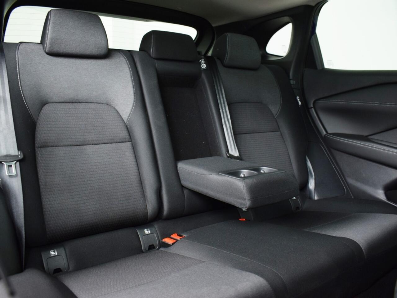 Nissan QASHQAI 1.3 MHEV Xtronic N-Connecta | Fabrieksgarantie o Rijklaar o Pano