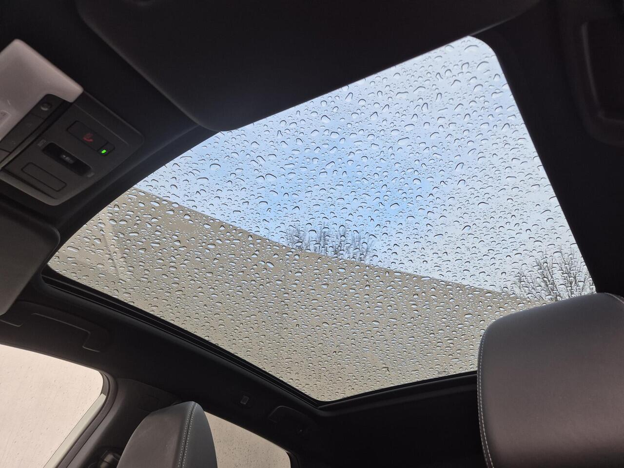 Nissan QASHQAI 1.3 MHEV Xtronic Tekna Plus Automaat / Fabrieksgarantie tot 09-2026<100.000 km / Dealer onderhouden / Trekhaak vast / Allseason banden / Trekgewicht 1800 kg / Panoramadak /