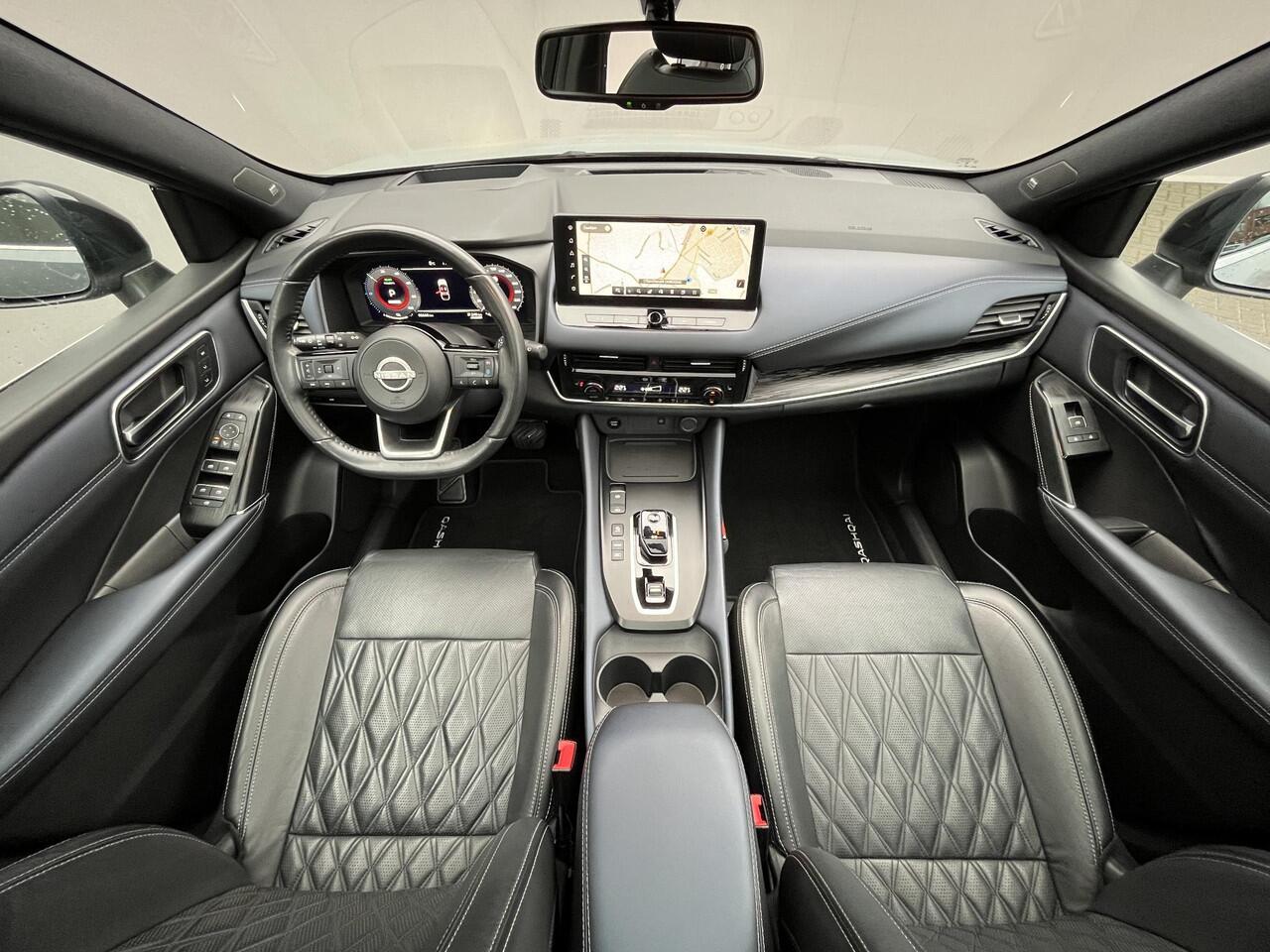 Nissan QASHQAI 1.5 e-Power Tekna Plus / Panoramadak / HUD / Apple Carplay & Android Auto / 360° Camera / Keyless Entry & Start / Navigatie full map / Stuur- en Stoelverwarming / Voorruitverwarming / Climate Control / Adaptieve Cruise Control / Elektrisch Verstelbare Voo