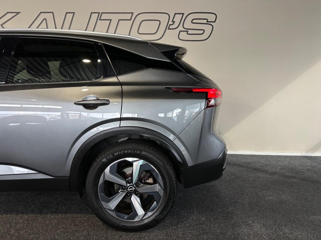 Nissan QASHQAI 1.3 MHEV N-CONNECTA l 1STE EIG l PANO l LED l CARPLAY l 360 CAM l