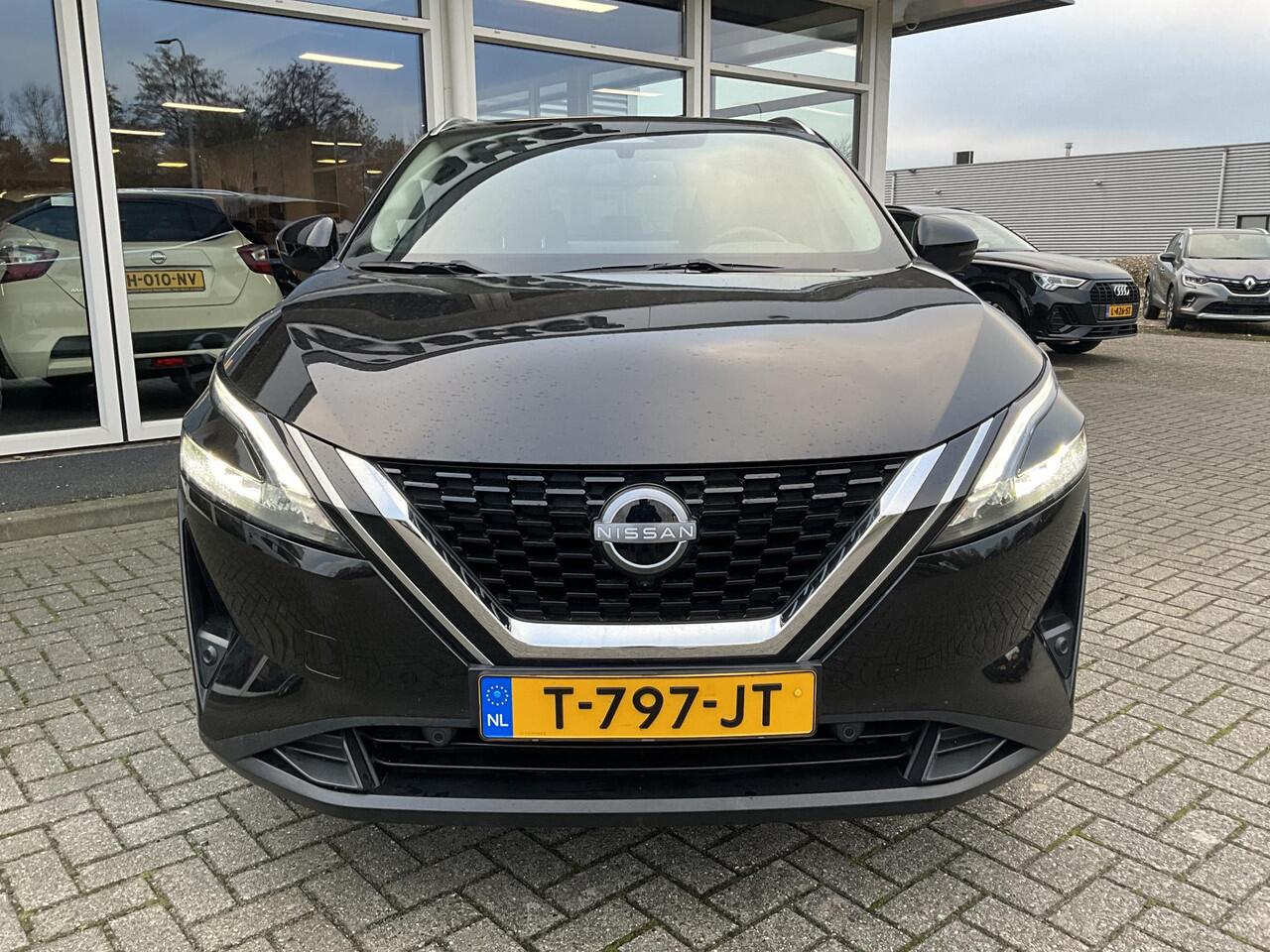 Nissan QASHQAI 1.3 MHEV Xtronic N-Connecta Pano
