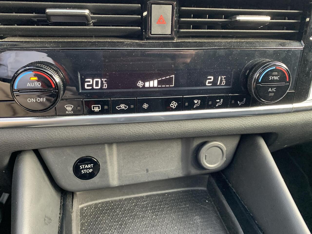 Nissan QASHQAI 1.5 e-Power N-Connecta TREKHAAK | PANORAMADAK | RONDOM ZICHT CAMERA