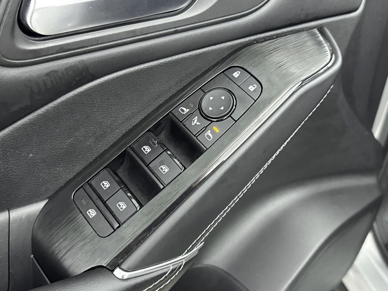 Nissan QASHQAI 1.5 e-Power N-Connecta | Apple Carplay & Android Auto | 360 Camera | Parkeersensoren | Panoramadak | Trekhaak | LMV |