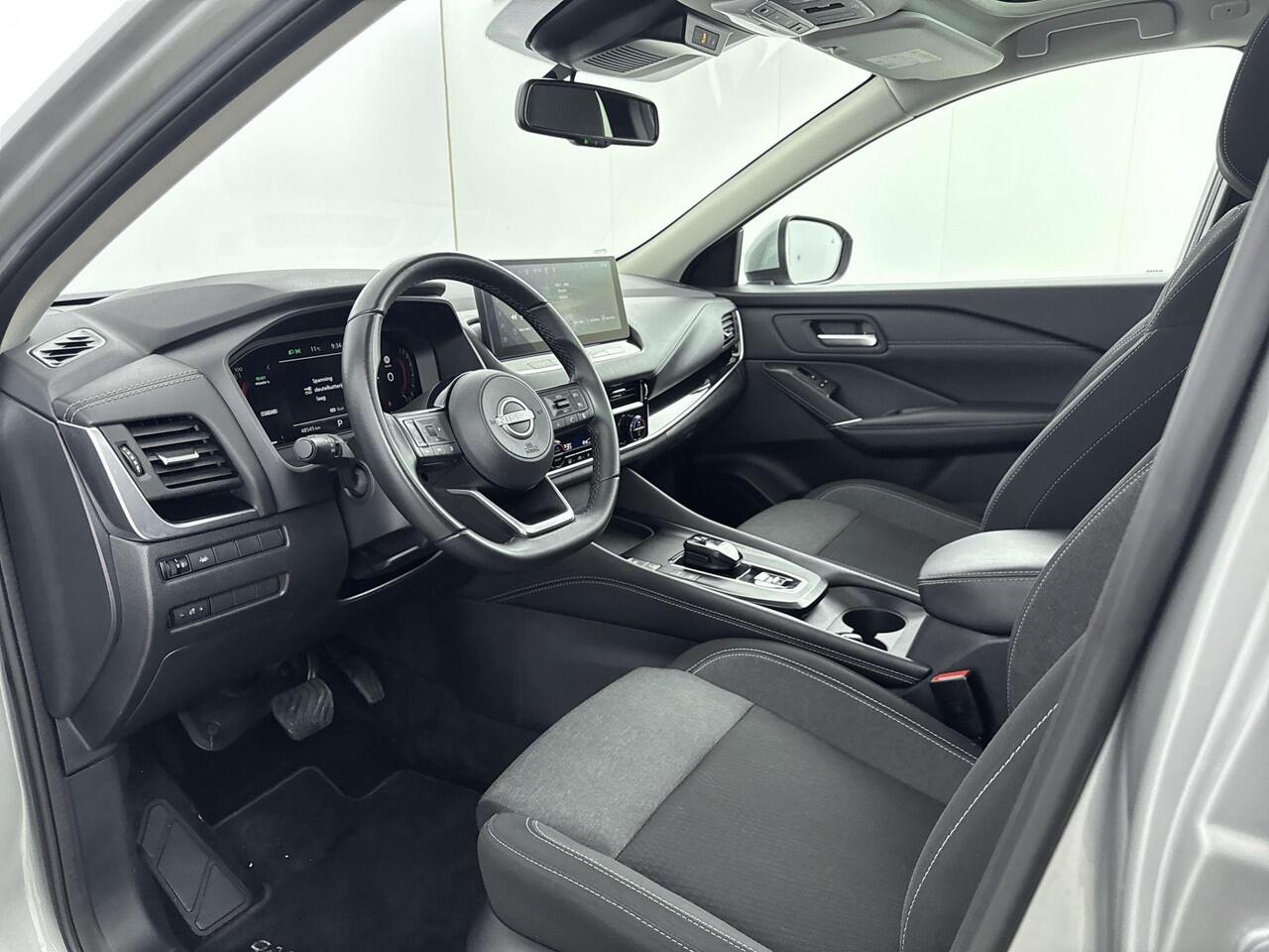 Nissan QASHQAI 1.5 e-Power N-Connecta | Apple Carplay & Android Auto | 360 Camera | Parkeersensoren | Panoramadak | Trekhaak | LMV |