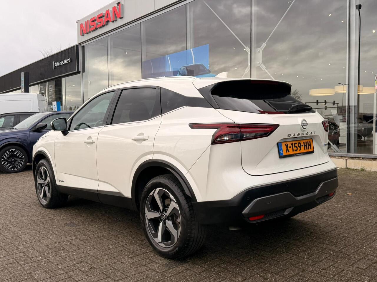 Nissan QASHQAI 1.5 e-Power N-Connecta | 360° CAMERA | NAVIGATIE | PANORAMADAK |