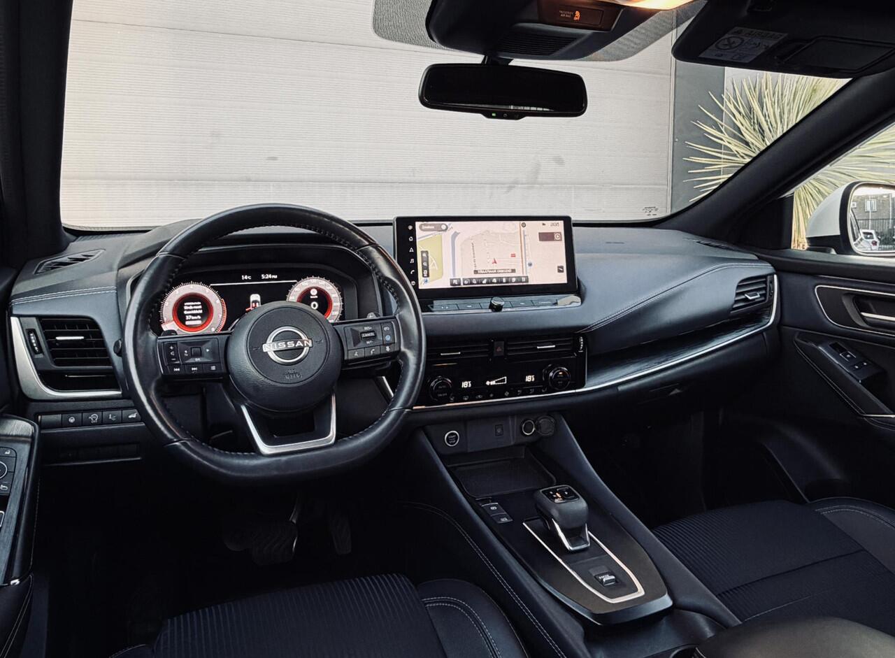 Nissan QASHQAI 1.3 MHEV /Pano/Navi/Camera/AppleCarPlay