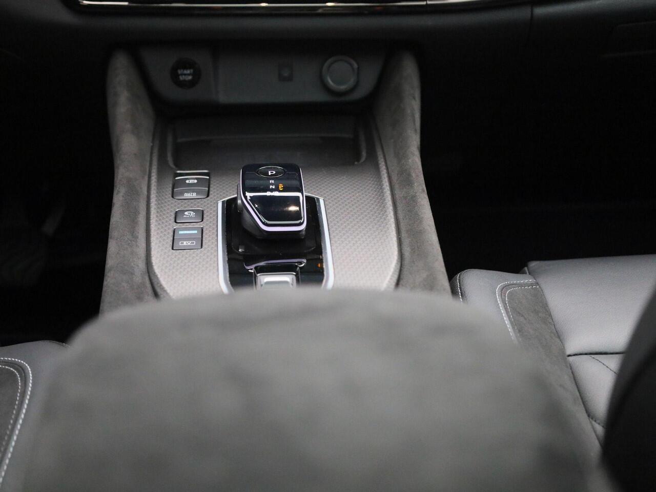 Nissan QASHQAI 1.5 e-Power N-Design Google Navigatie | Apple & Android Carplay | Panorama-dak | 360 Camera | Stoelverwarming | Adaptive Cruise Control