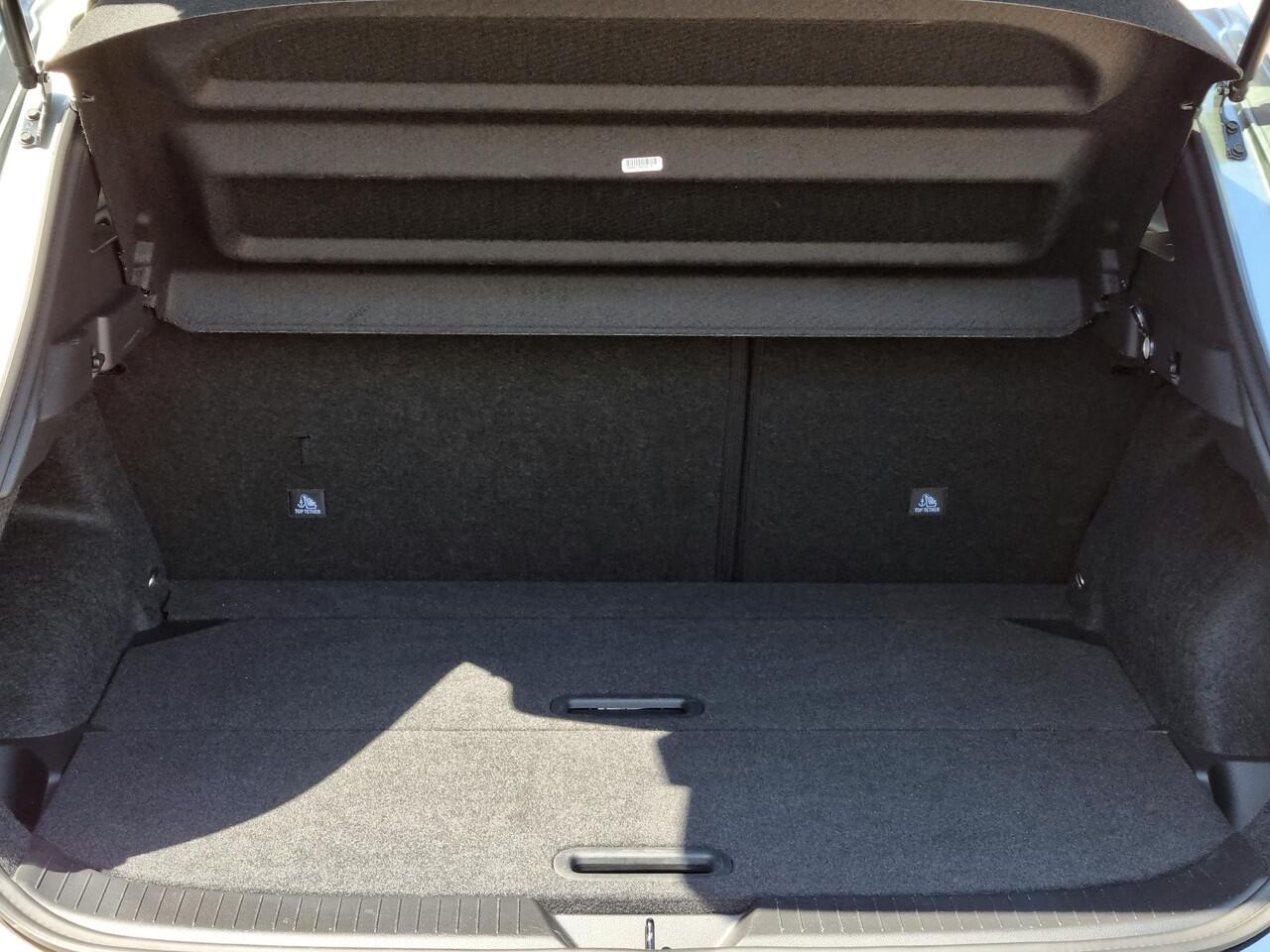 Nissan QASHQAI 1.3 MHEV Tekna / Trekhaak (1400KG Trekgewicht) / Panoramadak / 360 graden camera / Adaptieve Cruise Control / Head Up display