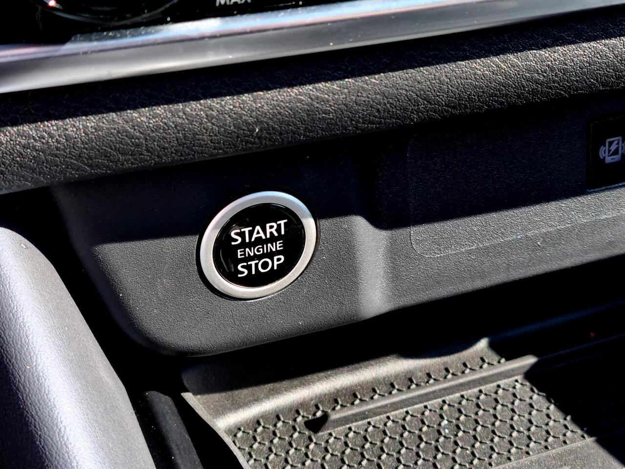 Nissan QASHQAI 1.3 MHEV Tekna / Trekhaak (1400KG Trekgewicht) / Panoramadak / 360 graden camera / Adaptieve Cruise Control / Head Up display