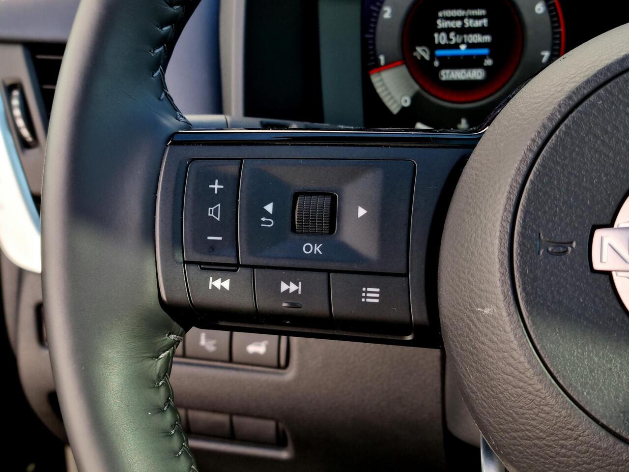 Nissan QASHQAI 1.3 MHEV Tekna / Trekhaak (1400KG Trekgewicht) / Panoramadak / 360 graden camera / Adaptieve Cruise Control / Head Up display