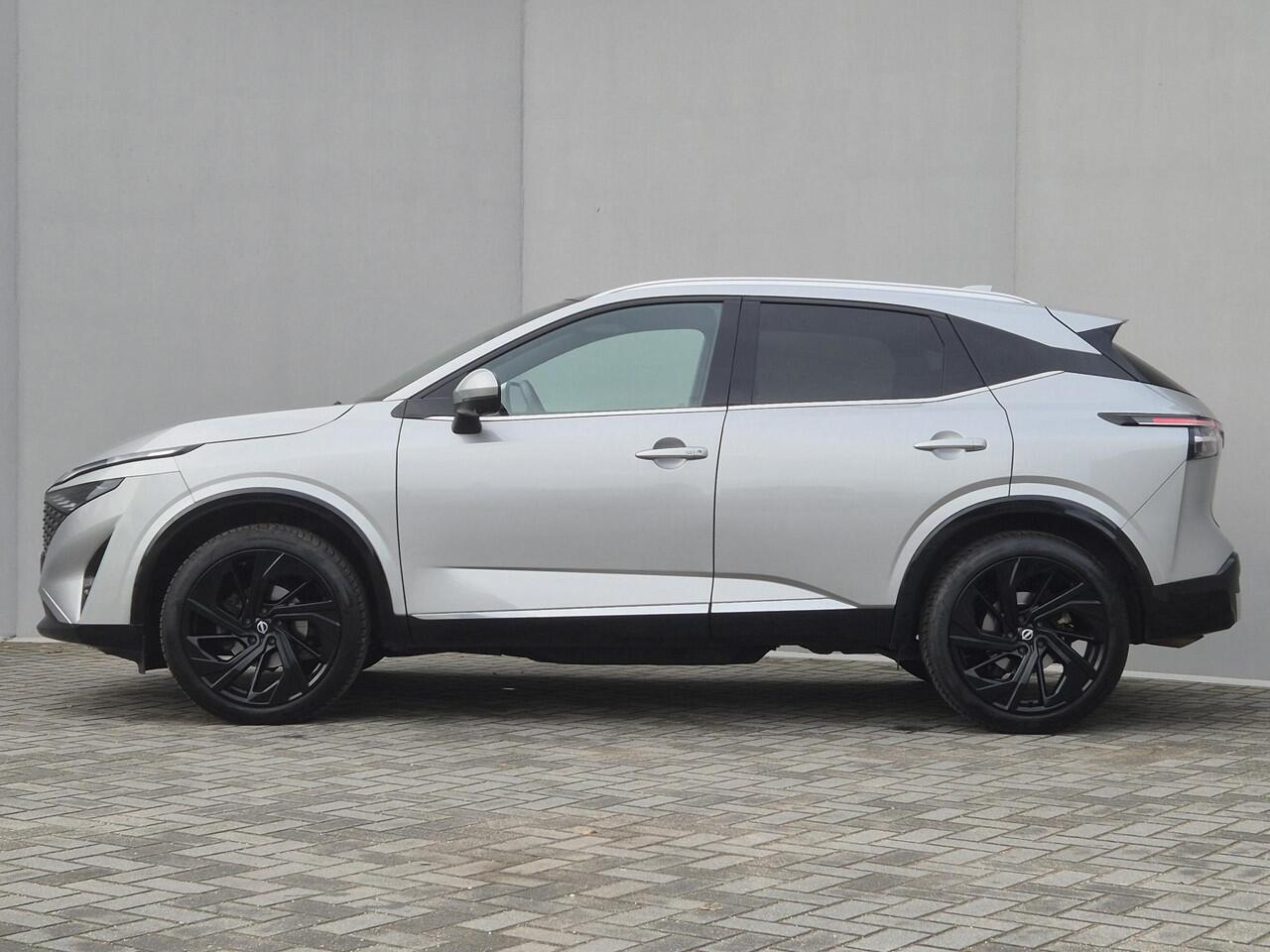 Nissan QASHQAI 1.3 MHEV Xtronic Tekna Plus Automaat / Nieuw model / Facelift / HUD / Panoramadak / Trekgewicht 1800 kg / Stuur-, Stoel en Voorruit verwarming / Elektrische achterklep / Stoel met massage functie /