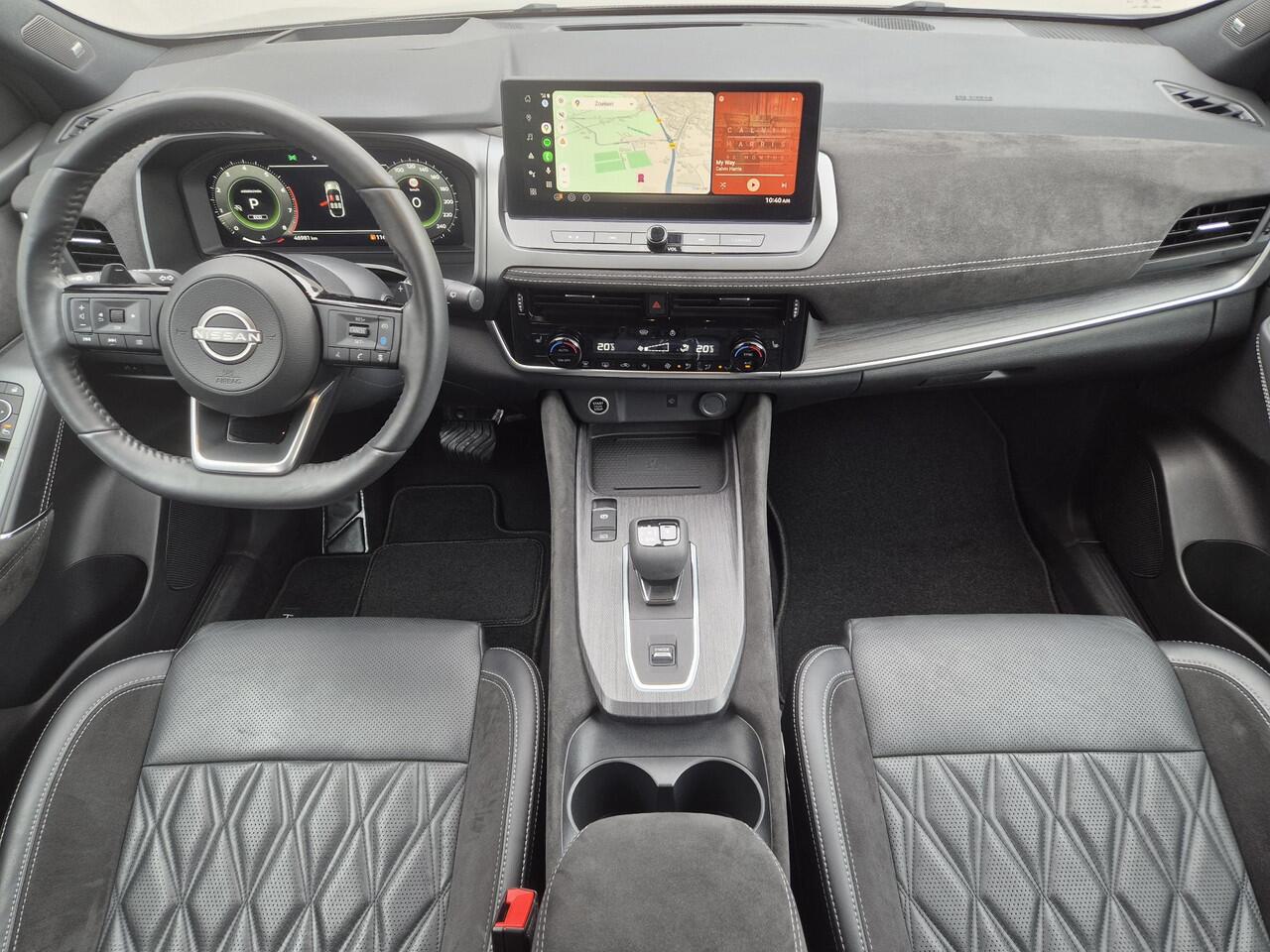 Nissan QASHQAI 1.3 MHEV Xtronic Tekna Plus Automaat / Nieuw model / Facelift / HUD / Panoramadak / Trekgewicht 1800 kg / Stuur-, Stoel en Voorruit verwarming / Elektrische achterklep / Stoel met massage functie /