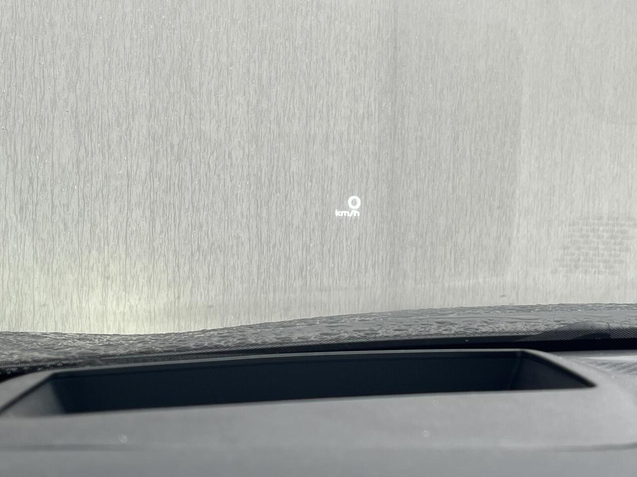 Nissan QASHQAI 1.3 MHEV Xtronic Tekna / Vaste Trekhaak 13-polig (Trekgewicht 1.800kg) / All Seasons / Panoramadak / HUD / 360° Camera / Apple Carplay & Android Auto / Keyless Entry & Start / Elektrische Achterklep / Elektrisch Verstelbare Bestuurdersstoel / Navigatie fu