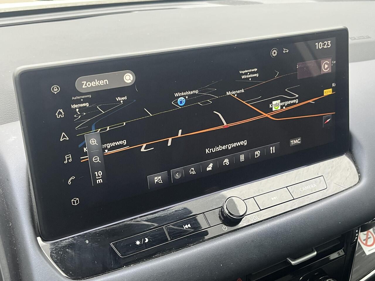 Nissan QASHQAI 1.3 MHEV Tekna / Vaste Trekhaak 13-polig (Trekgewicht 1.400kg) / All Seasons / Panoramadak / HUD / Apple Carplay & Android Auto / Keyless Entry & Start / Navigatie full map / 360° Camera / Adaptieve Cruise Control / Climate Control / Elektrisch Verstelbar