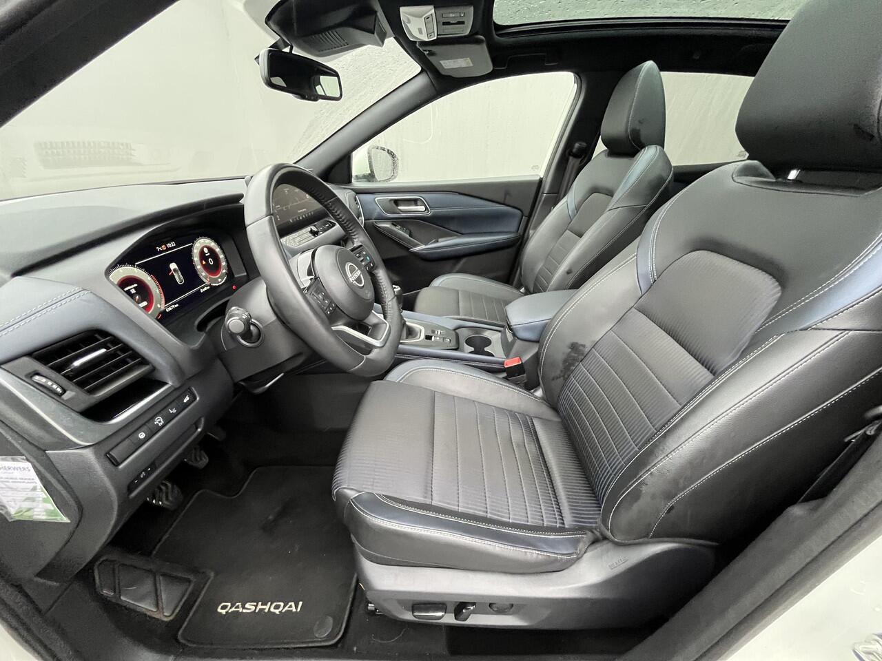 Nissan QASHQAI 1.3 MHEV Tekna / Vaste Trekhaak 13-polig (Trekgewicht 1.400kg) / All Seasons / Panoramadak / HUD / Apple Carplay & Android Auto / Keyless Entry & Start / Navigatie full map / 360° Camera / Adaptieve Cruise Control / Climate Control / Elektrisch Verstelbar