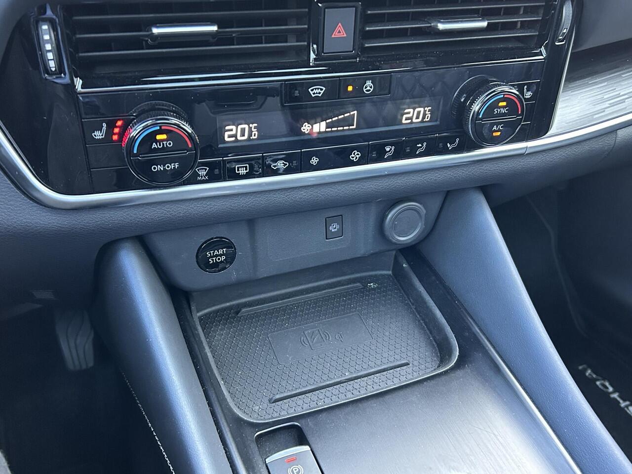 Nissan QASHQAI 1.5 e-Power Tekna Plus / Panoramadak / 360° Camera / HUD / Apple Carplay & Android Auto / Stuur- en Stoelverwarming / Voorruitverwarming / Keyless Entry & Start / Adaptieve Cruise Control / Climate Control / Elektrisch Verstelbare Voorstoelen met geheugen