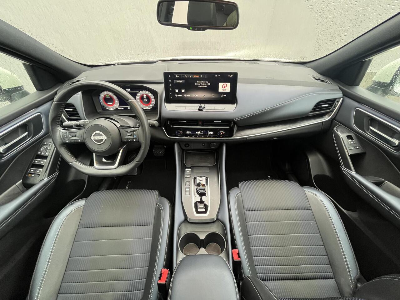 Nissan QASHQAI 1.5 e-Power Tekna / Panoramadak / 360° Camera / HUD / Apple Carplay & Android Auto / Keyless Entry & Start / Elektrische Achterklep / Adaptieve Cruise Control / Climate Control / Elektrisch Verstelbare Bestuurdersstoel / Parelmoer metallic
