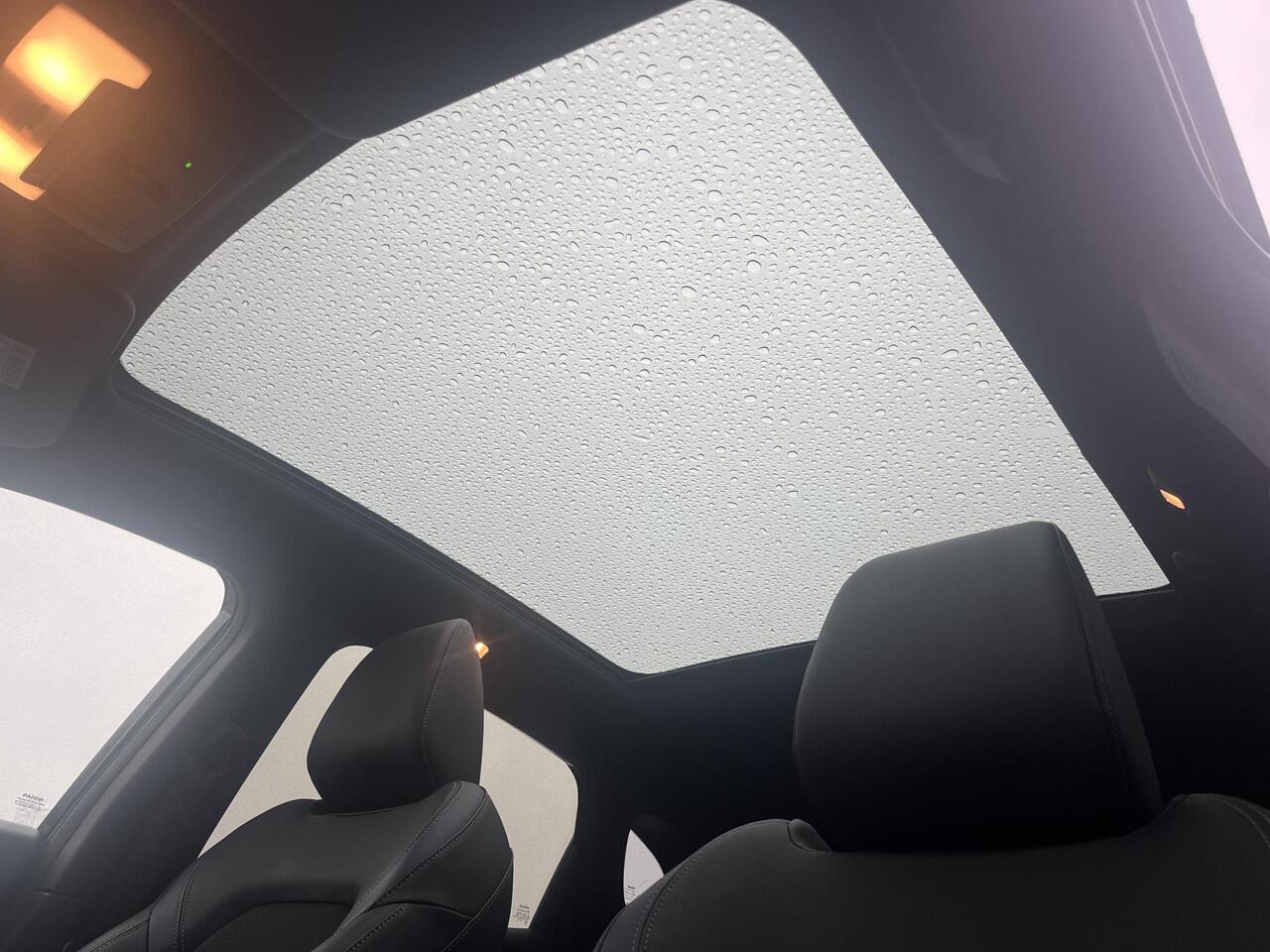 Nissan QASHQAI 1.3 MHEV Xtronic Tekna / Vaste Trekhaak 13-polig (Trekgewicht 1.800kg) / All Seasonbanden / Panoramadak / HUD / 360° Camera / Apple Carplay & Android Auto / Navigatie full map / Keyless Entry & Start / Elektrisch Verstelbare Bestuurdersstoel / Elektrisc