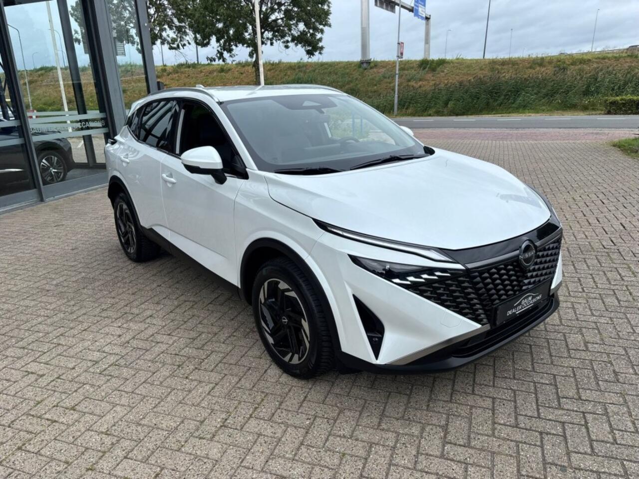 Nissan QASHQAI 1.3 MHEV X N-CONNECTA AUTOMAAT AIRCO NAVI WIDESCREEN CAMERA360GR.