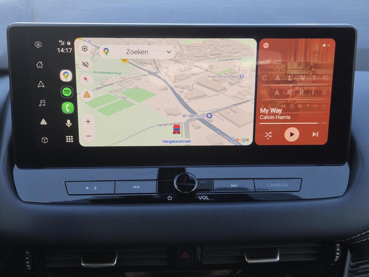 Nissan QASHQAI 1.3 MHEV Xtronic Tekna Plus Automaat / HUD / Panoramadak / Allseason banden / Trekgewicht 1800 kg / Elektrische achterklep / Stoel met massage functie / Rondomzicht camera / Stuur-, Stoel en Voorruit verwarming / Bose Audio Systeem /