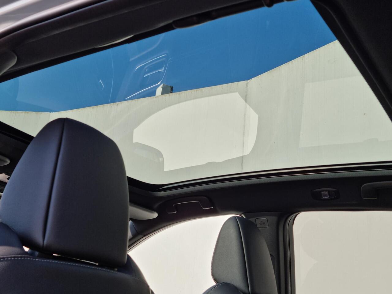 Nissan QASHQAI 1.3 MHEV Xtronic Tekna / Trekhaak (1.800 kg ) / All season banden / Apple carplay / Android auto / Head-up Display / Elektrische kofferbak