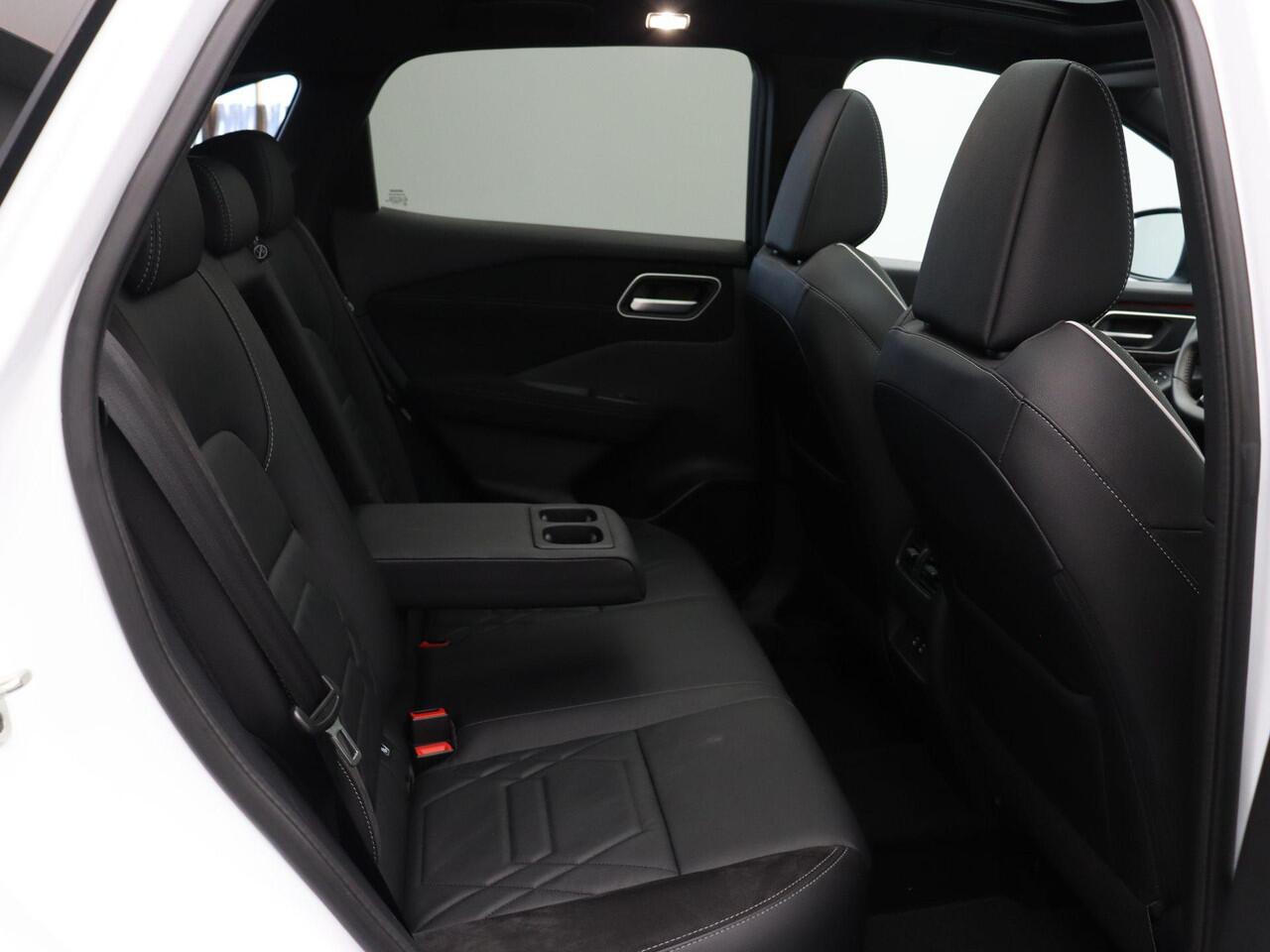 Nissan QASHQAI 158pk MHEV Xtronic N-Design | Pilot Assist | Rondomzicht Camera | Lederen bekelding | Google intergatie | Sfeerverlichting | Panoramadak | Stoelverwarming |